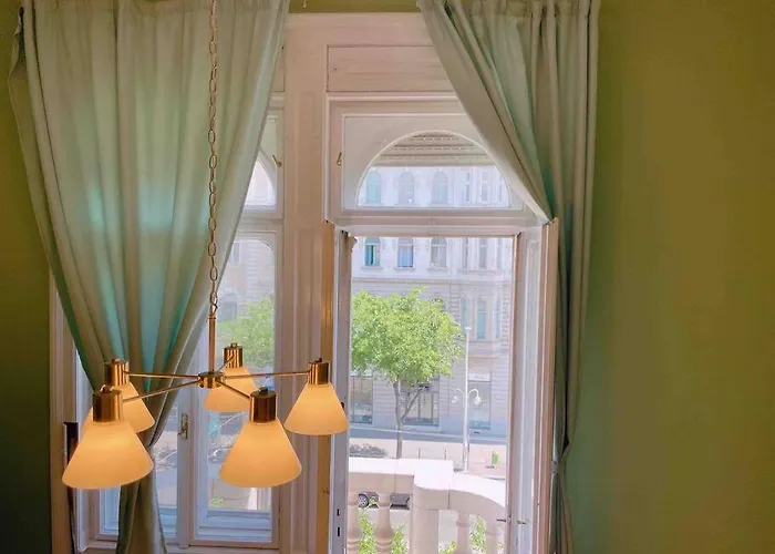 Apartamento 5 Downtown Vintage With Balcony Budapeste